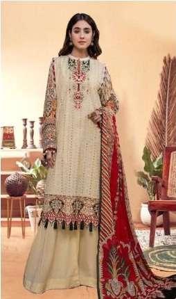 Kainaaz open pic by Keval